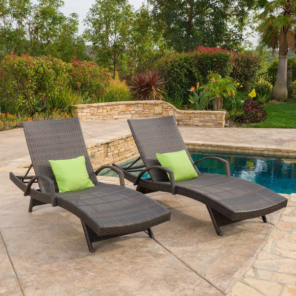 Dark Brown Wicker Pool Side Outdoor Chaise Lounge Chair (Set of 2)